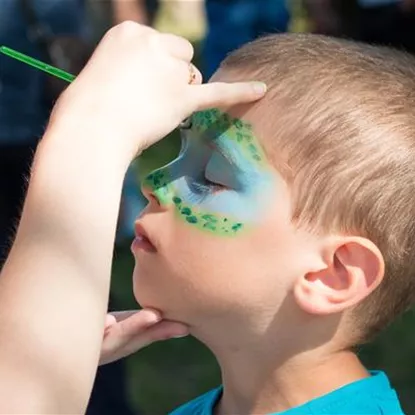 Kinderschminken - Samstag, 15. November von 10.00 bis 13.00 Uhr Kinderschminken - Samstag, 15. November von 10.00 bis 13.00 Uhr